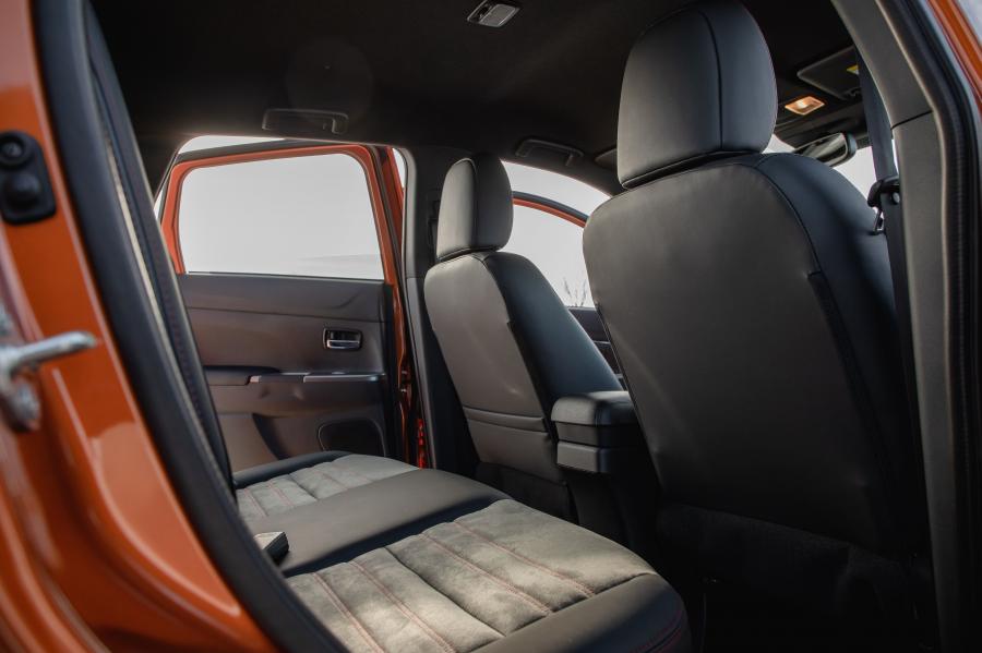 Интерьер Mitsubishi Outlander Sport 2019 года  (фото 18 из 39)